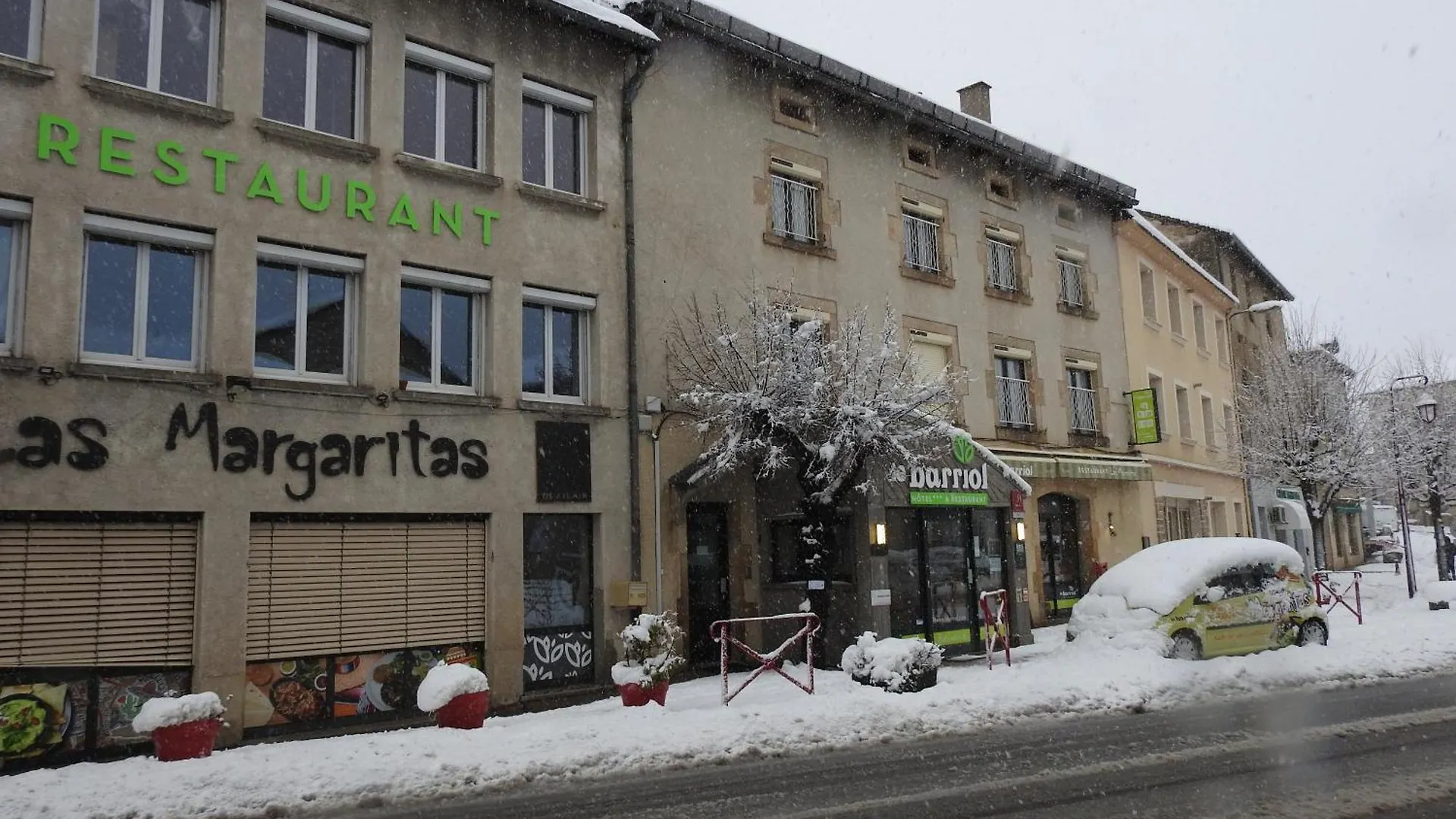 ***  Le Barriol Hotel Saint-Julien-Chapteuil France