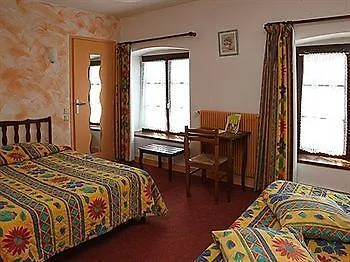 Le Barriol Hotel Saint-Julien-Chapteuil 3*,  France