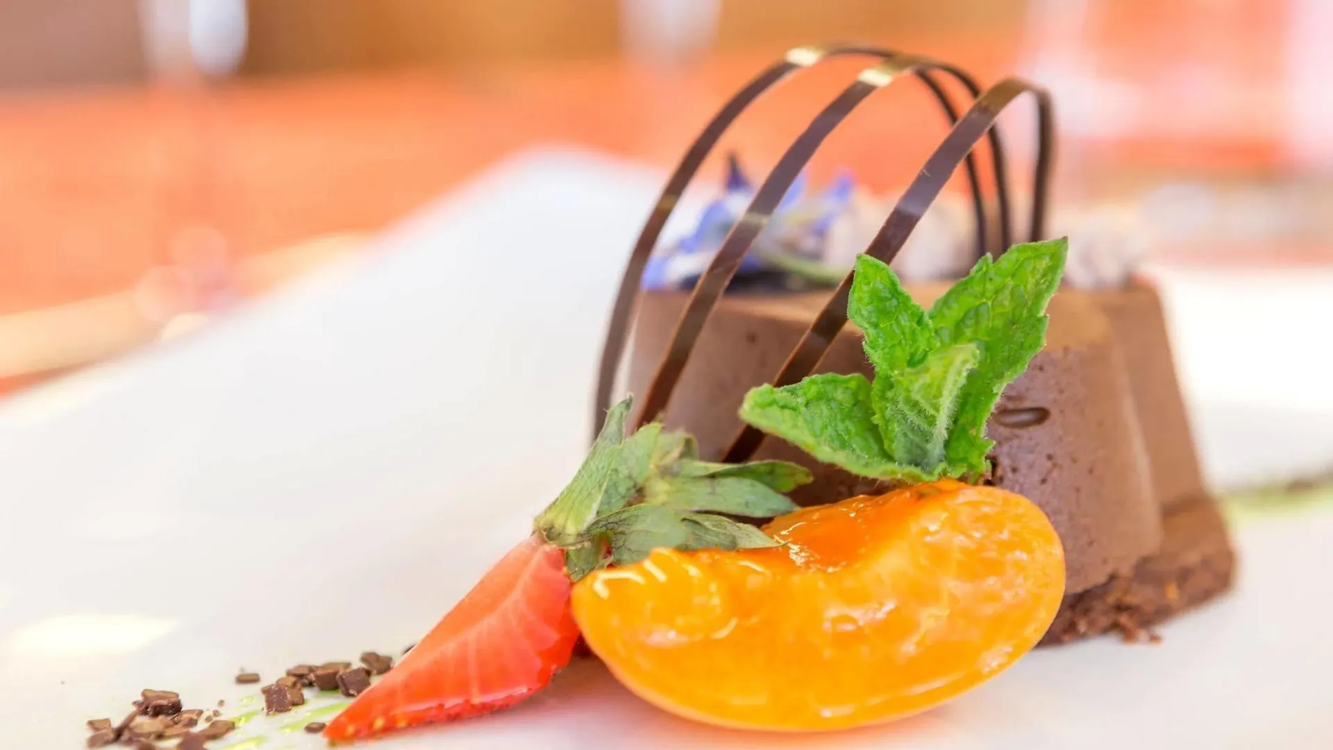 Le Barriol Hotel Saint-Julien-Chapteuil 3*,