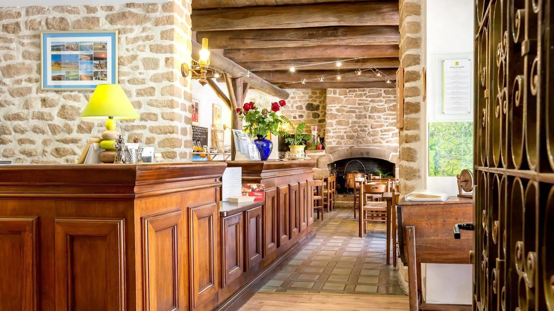 ***  Le Barriol Hotel Saint-Julien-Chapteuil France